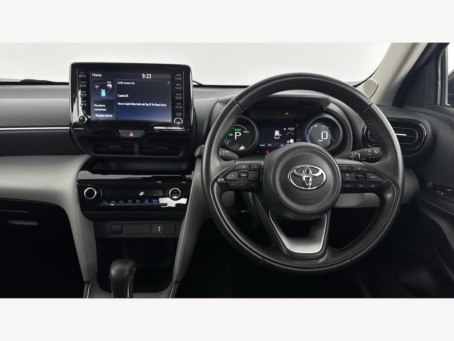 Used Toyota Yaris Cross 2022 for sale - 77202801: Photo 8