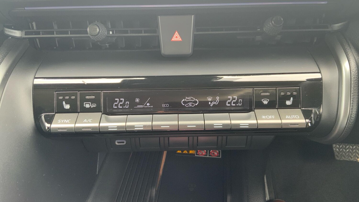 Used Toyota C-HR 2024 for sale - 77175901: Photo 32