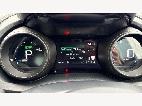 Used Toyota Yaris Cross 2022 for sale - 76226259: Photo 11