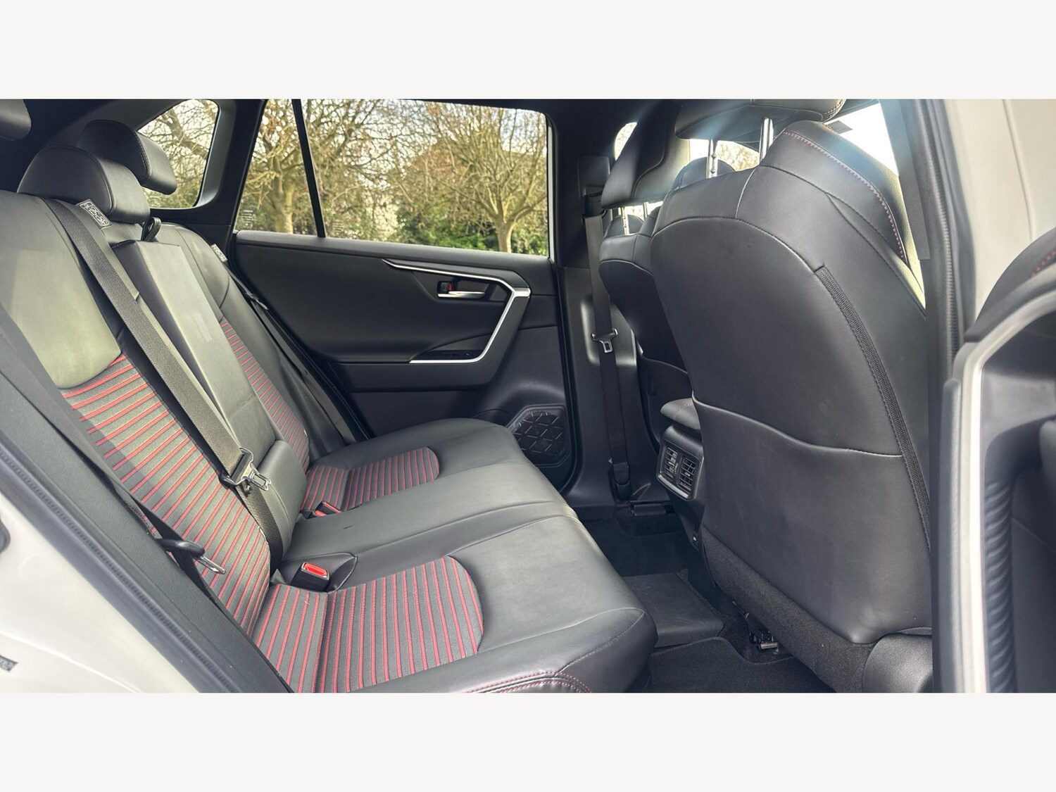 Used Toyota RAV4 2022 for sale - 76823591: Photo 14