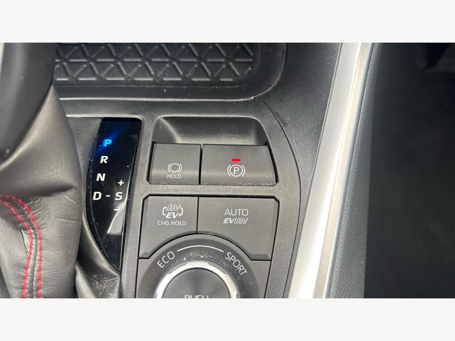 Used Toyota RAV4 2022 for sale - 76823591: Photo 23