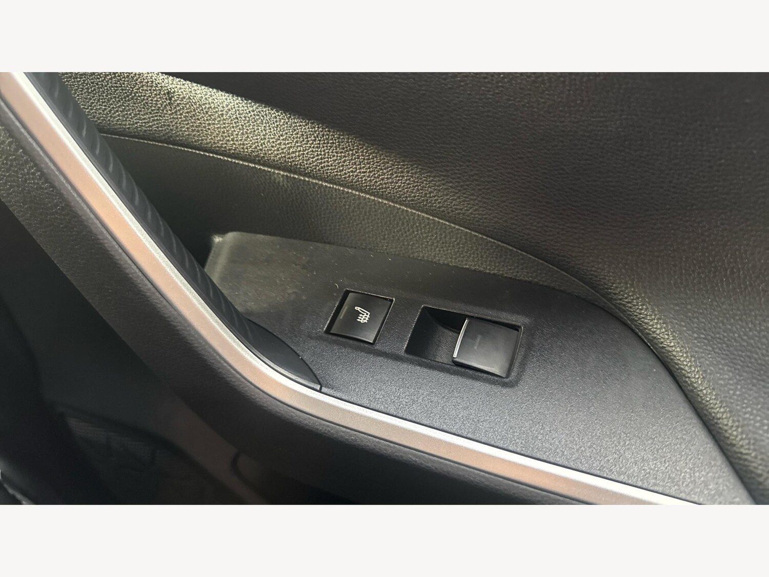 Used Toyota RAV4 2022 for sale - 76823591: Photo 25