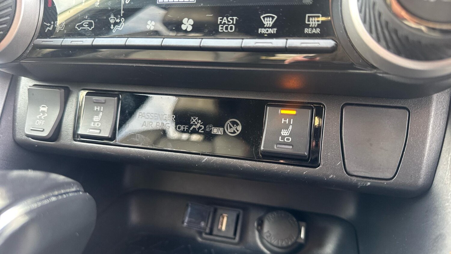 Used Toyota RAV4 2022 for sale - 76823591: Photo 36