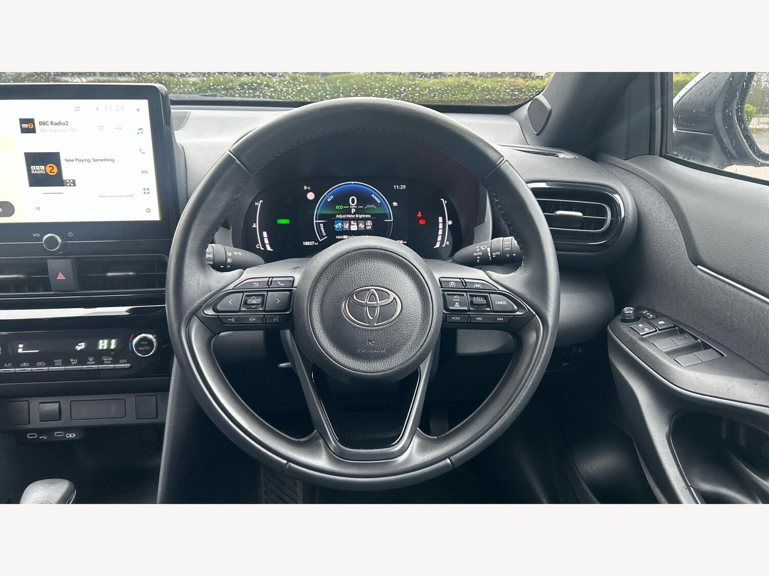 Used Toyota Yaris Cross 2024 for sale - 77484279: Photo 10