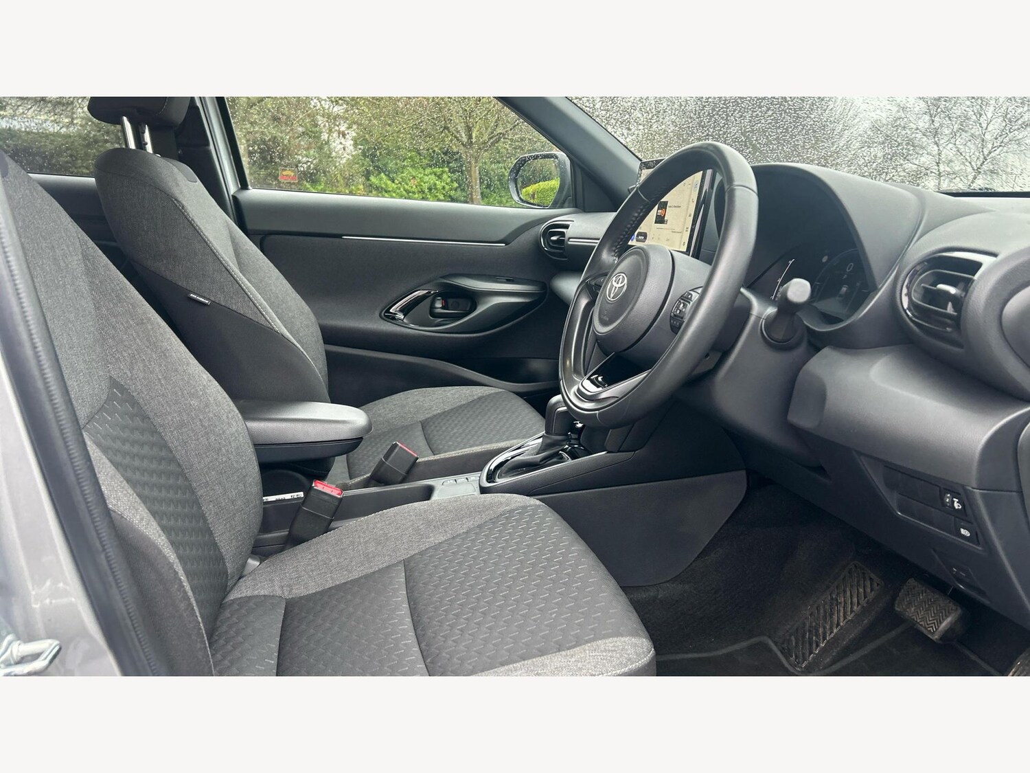 Used Toyota Yaris Cross 2024 for sale - 77484279: Photo 13