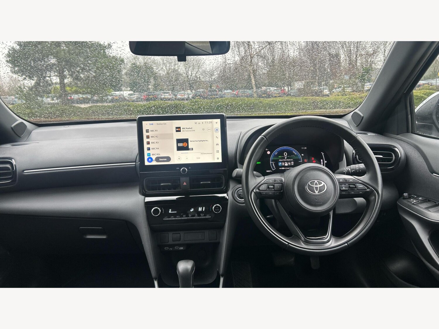 Used Toyota Yaris Cross 2024 for sale - 77484279: Photo 7