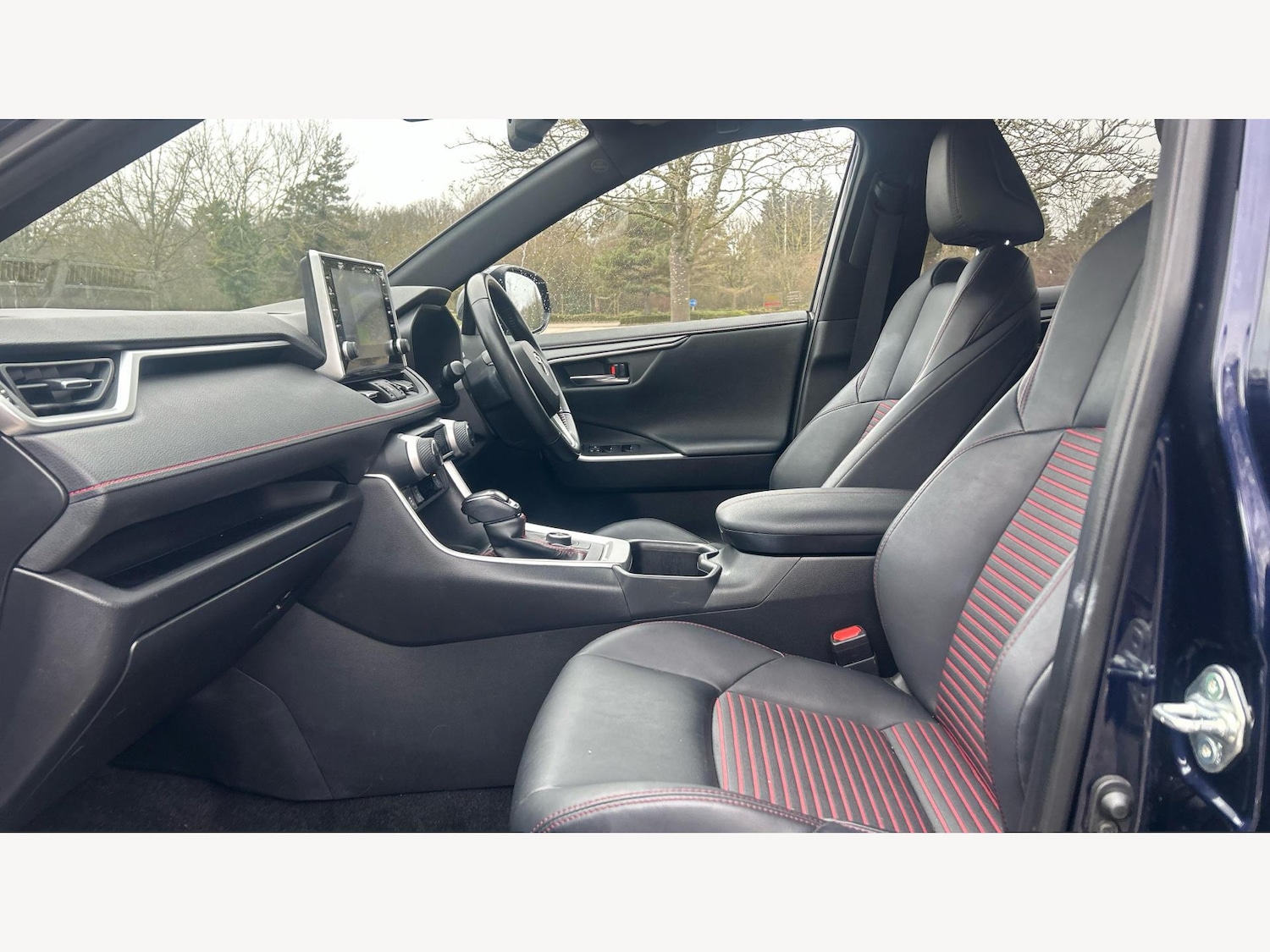 Used Toyota RAV4 2022 for sale - 77396565: Photo 12