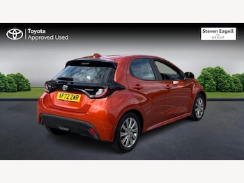 Used Toyota Yaris 2022 for sale - 75769737: Photo
