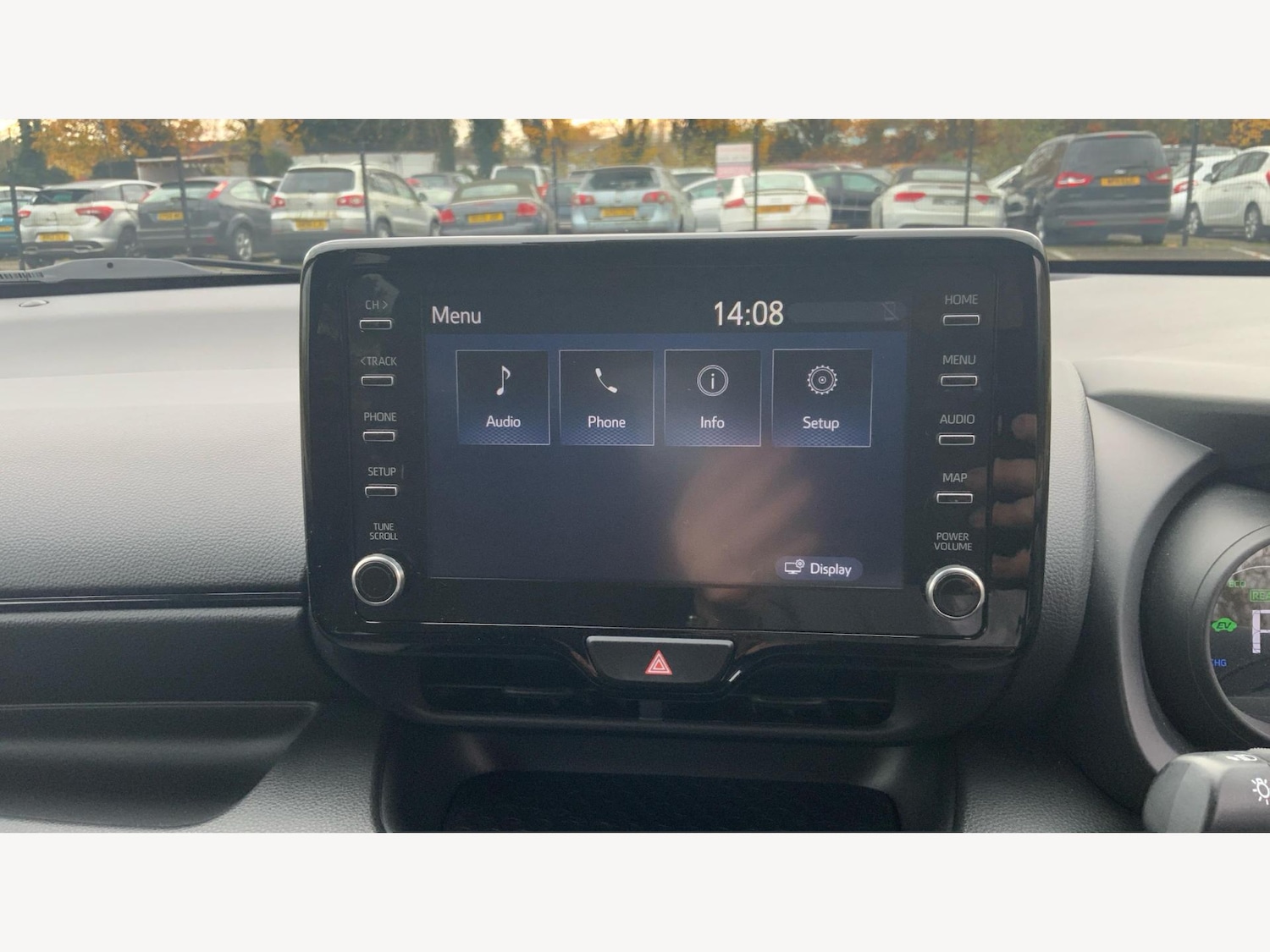 Used Toyota Yaris for sale - 77230348: Photo 24