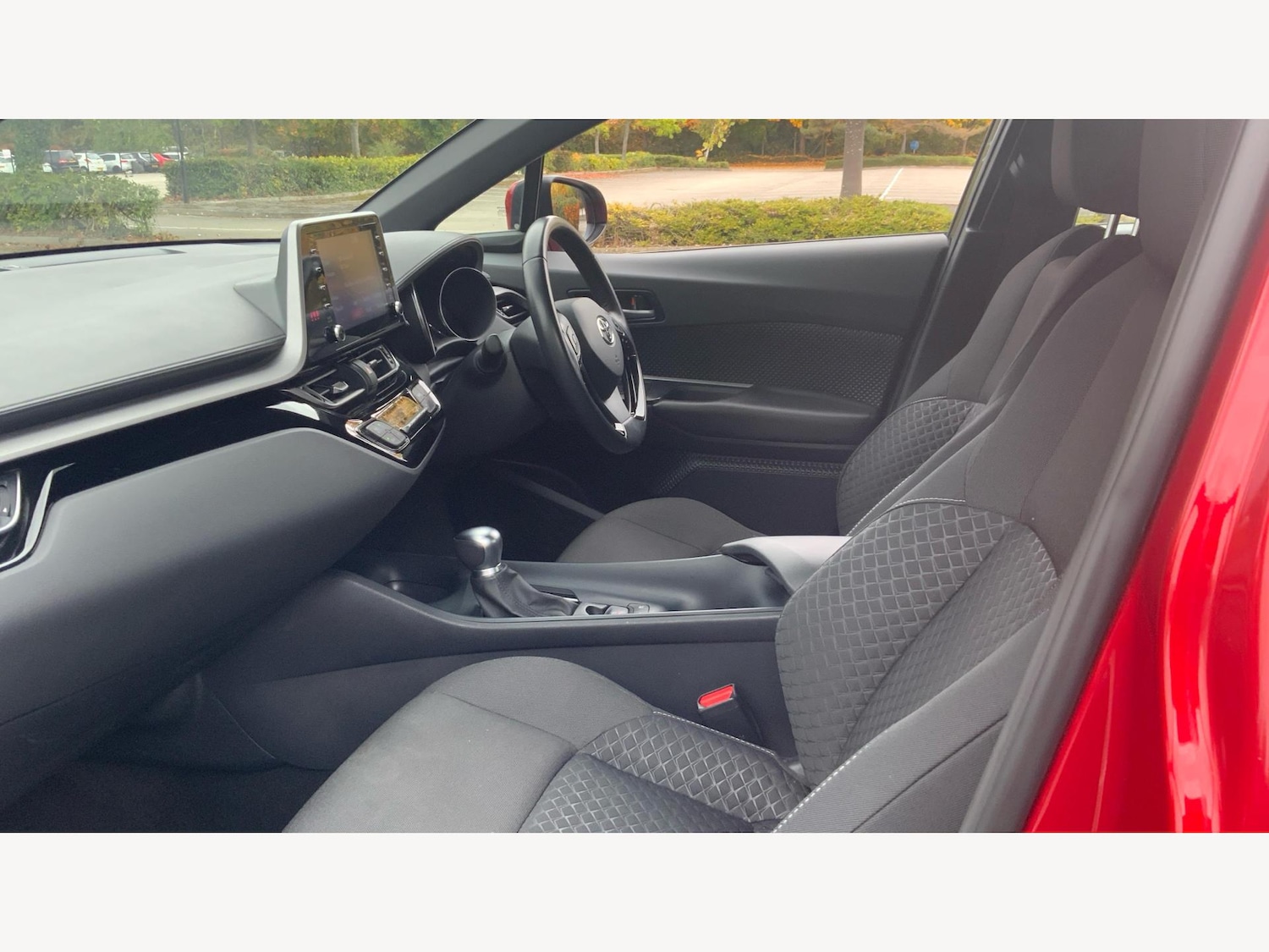 Used Toyota C-HR 2022 for sale - 76349065: Photo 12