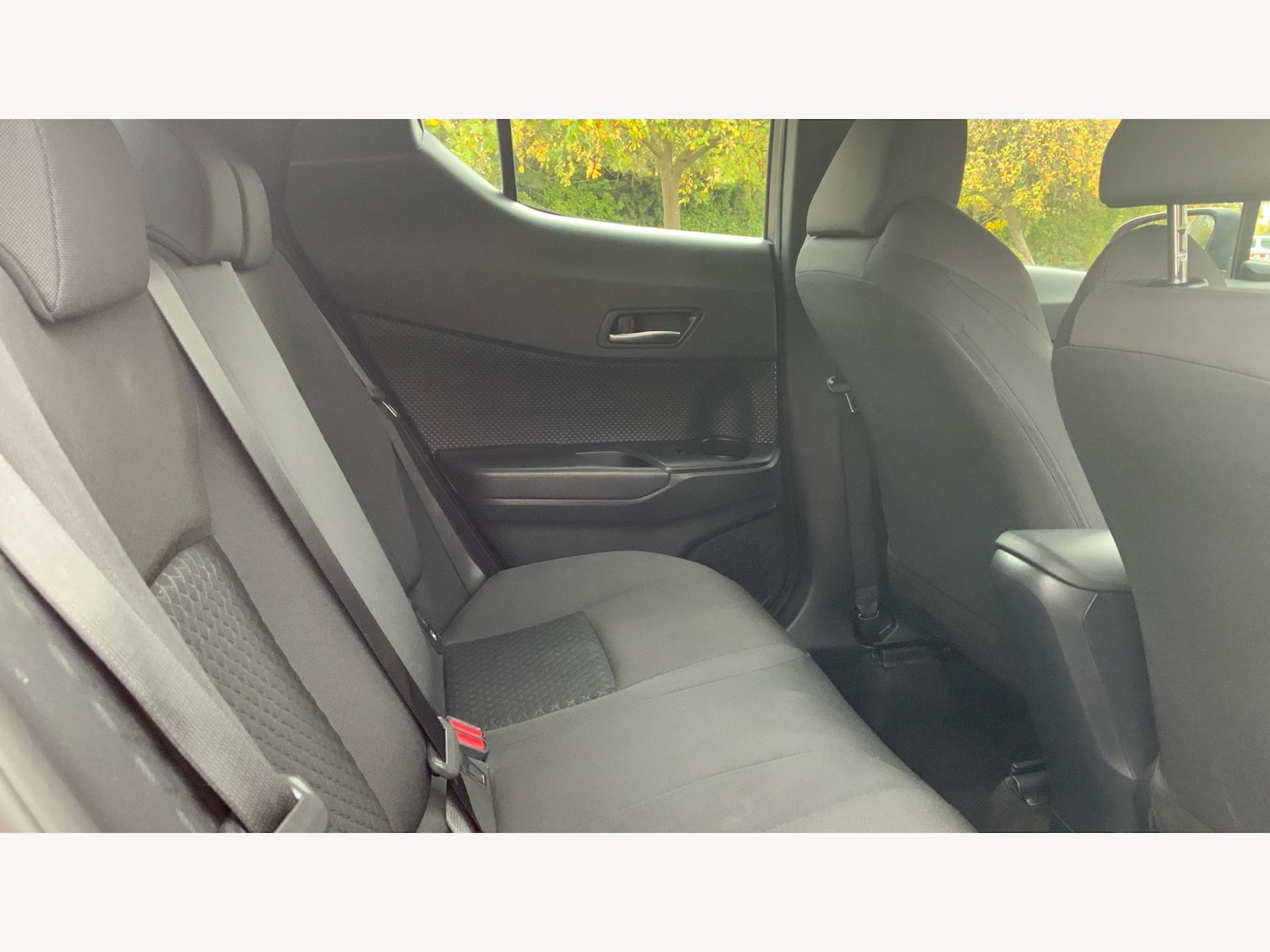 Used Toyota C-HR 2022 for sale - 76349065: Photo 14
