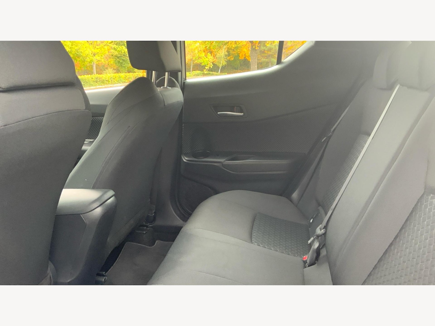Used Toyota C-HR 2022 for sale - 76349065: Photo 15