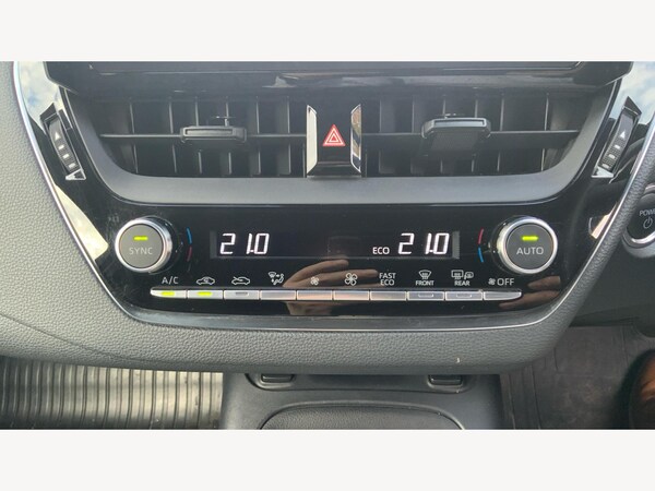 Used Toyota Corolla 2023 for sale - 76152570: Photo 28