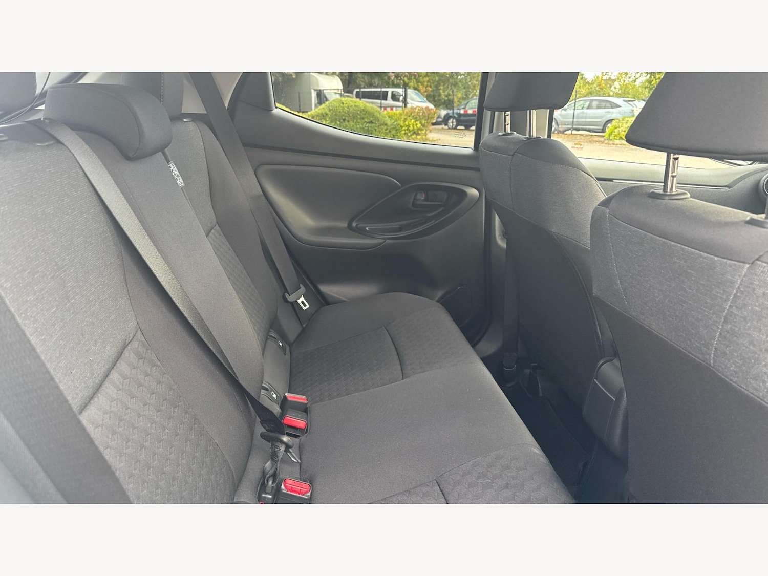 Used Toyota Yaris 2022 for sale - 76251103: Photo 14