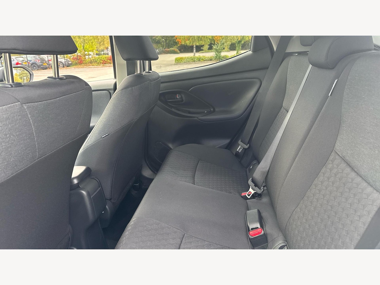 Used Toyota Yaris 2022 for sale - 76251103: Photo 15