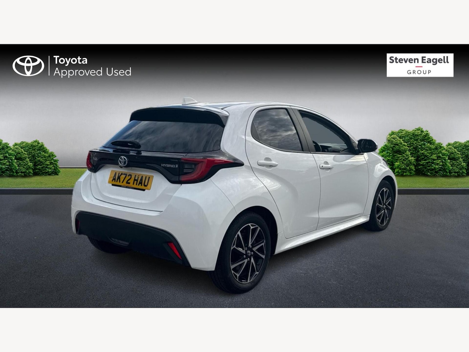 Used Toyota Yaris 2022 for sale - 76251103: Photo 2