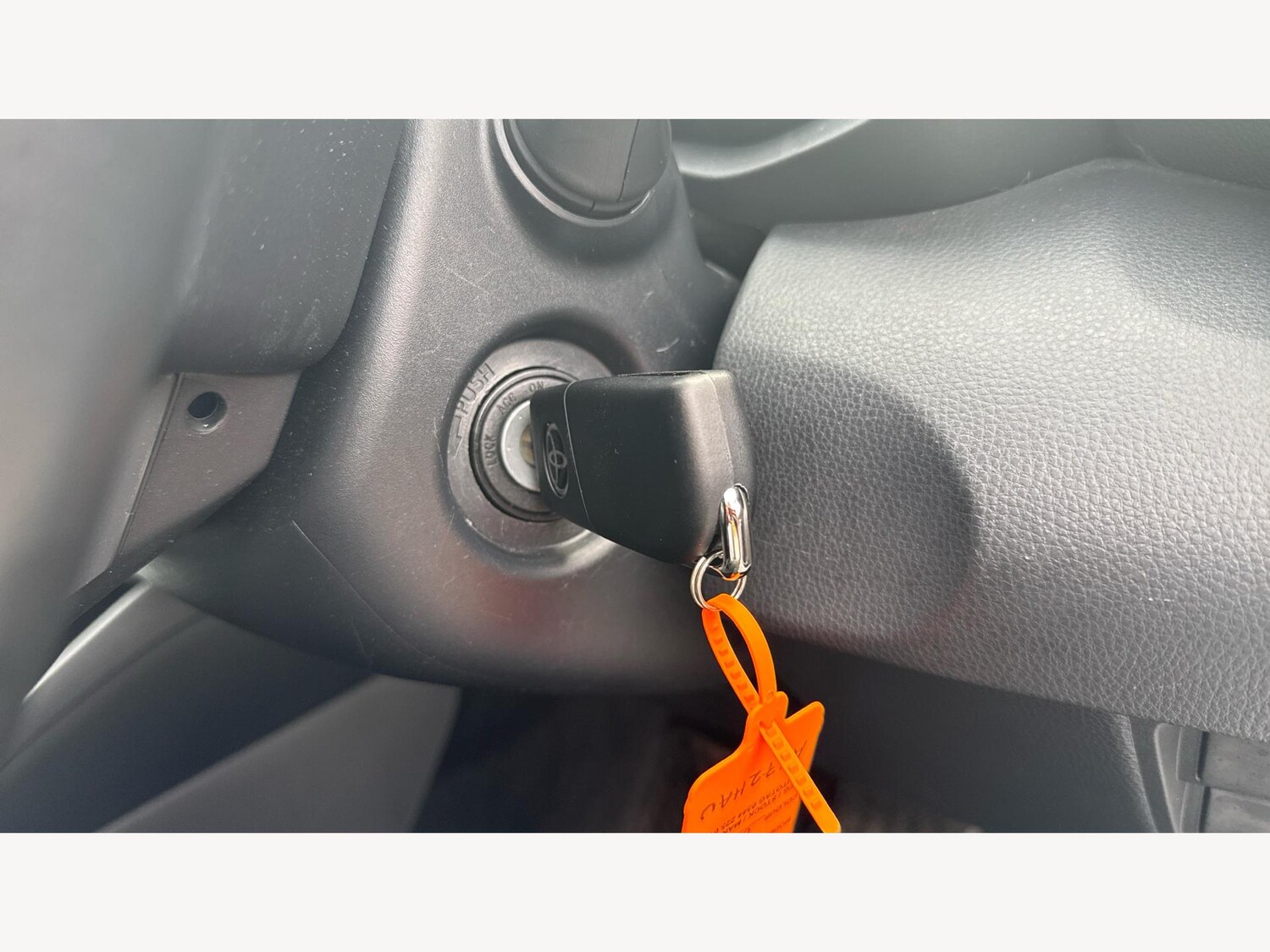 Used Toyota Yaris 2022 for sale - 76251103: Photo 28