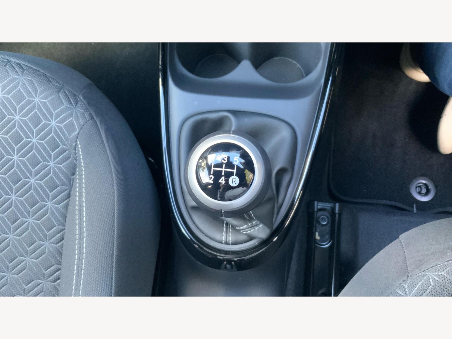Used Toyota Aygo X 2024 for sale - 76059669: Photo 35