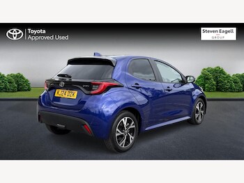 Used Toyota Yaris 2024 for sale - 75609240: Photo