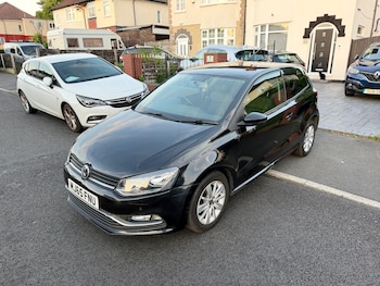 Used Volkswagen Polo 2015 for sale - 78773436: Photo