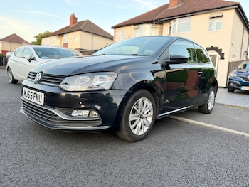 Used Volkswagen Polo 2015 for sale - 78773436: Photo