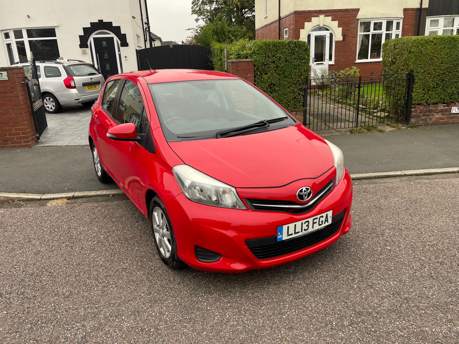 Used Toyota Yaris 2013 for sale - 77707121: Photo 5