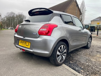 Used Suzuki Swift 2017 for sale - 77420666: Photo