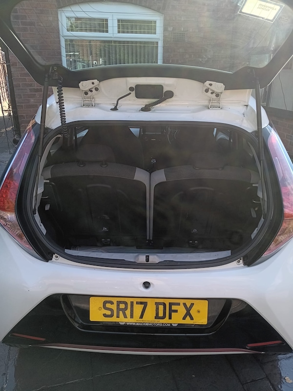 Used Toyota AYGO 2017 for sale - 76314095: Photo 10