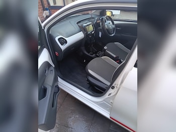 Used Toyota AYGO 2017 for sale - 76314095: Photo