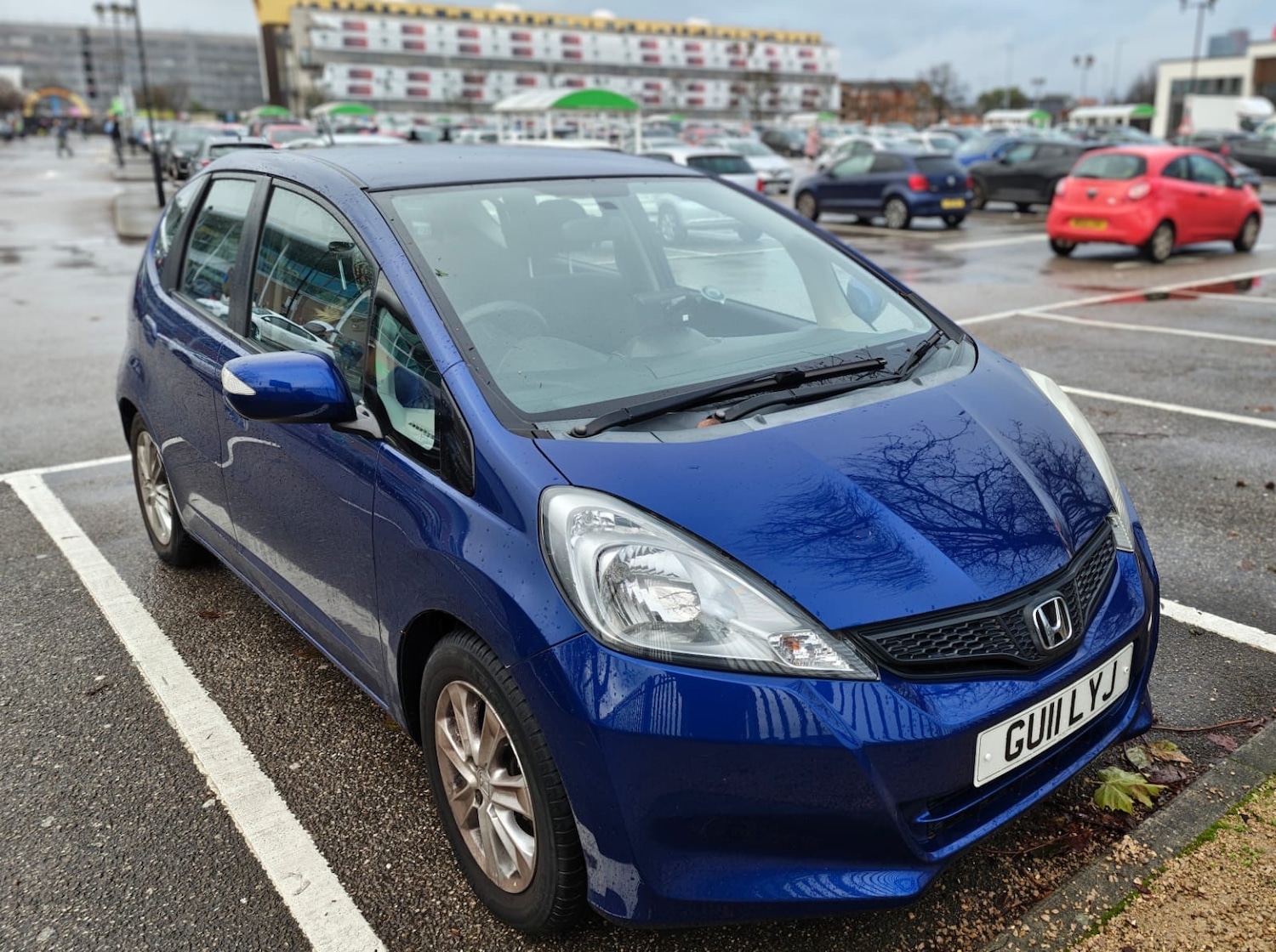 Used Honda Jazz 2011 for sale - 76855449: Photo 2