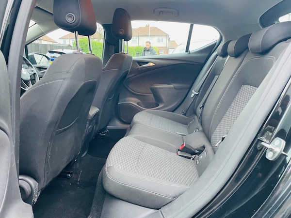 Used Vauxhall Astra 2017 for sale - 76269588: Photo 17