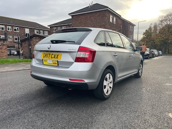 Used Skoda Rapid Spaceback 2017 for sale - 76758904: Photo