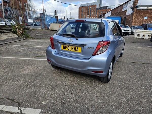 Used Toyota Yaris 2011 for sale - 74242270: Photo 3