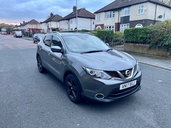 Used Nissan Qashqai 2017 for sale - 76507759: Photo