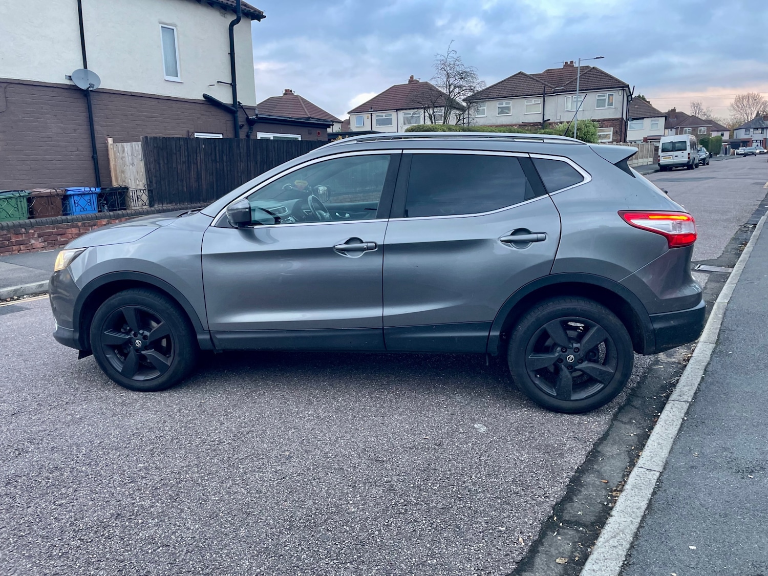 Used Nissan Qashqai 2017 for sale - 76507759: Photo 3