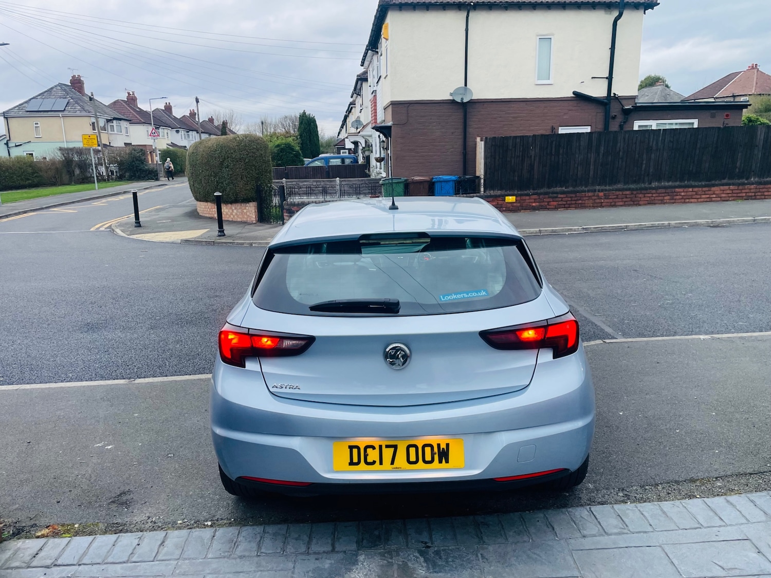 Used Vauxhall Astra 2017 for sale - 77665496: Photo 2