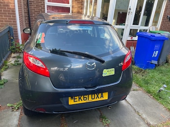 Used Mazda Mazda2 2011 for sale - 75951654: Photo