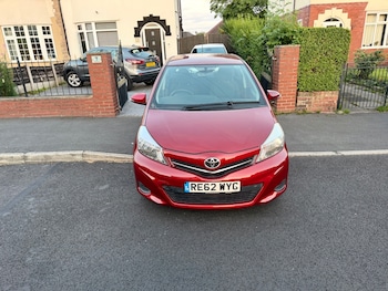 Used Toyota Yaris 2012 for sale - 79187834: Photo