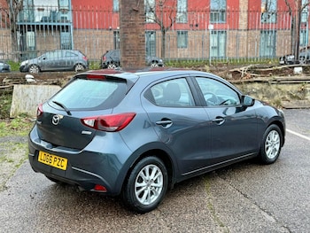 Used Mazda Mazda2 2016 for sale - 76941856: Photo