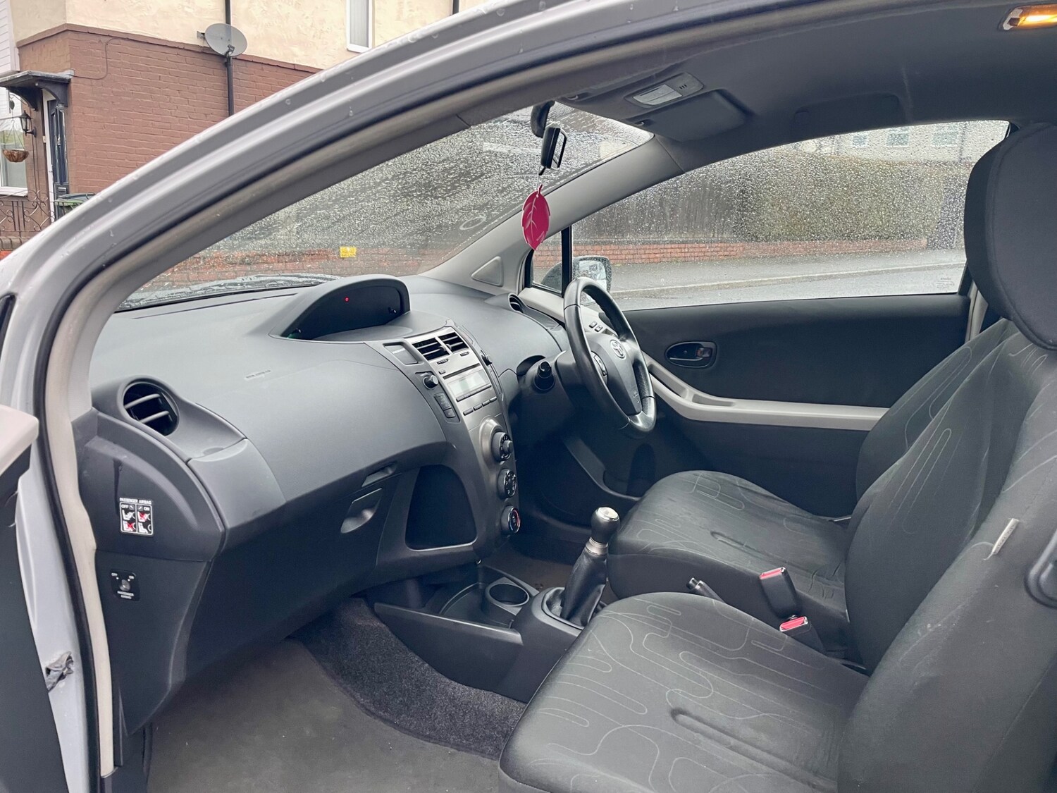 Used Toyota Yaris 2009 for sale - 77483193: Photo 13