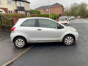 Used Toyota Yaris 2009 for sale - 77483193: Photo