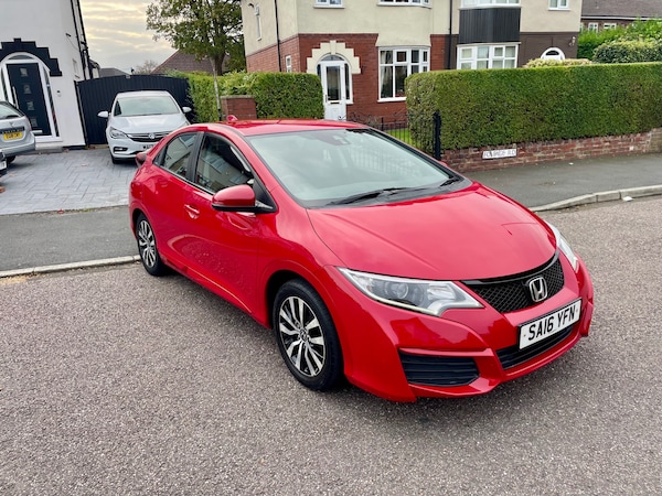 Used Honda Civic 2016 for sale - 76309807: Photo 10