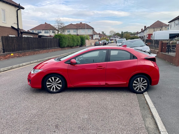 Used Honda Civic 2016 for sale - 76309807: Photo 4