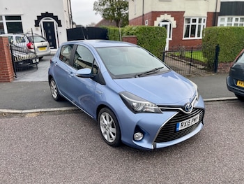 Used Toyota Yaris 2015 for sale - 76314249: Photo