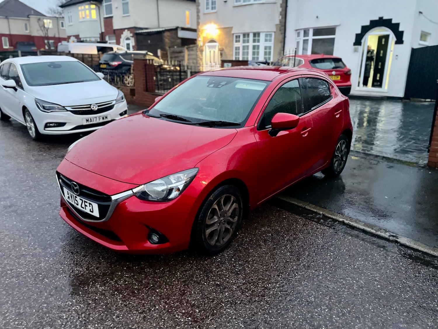 Used Mazda Mazda2 2015 for sale - 77241177: Photo 3
