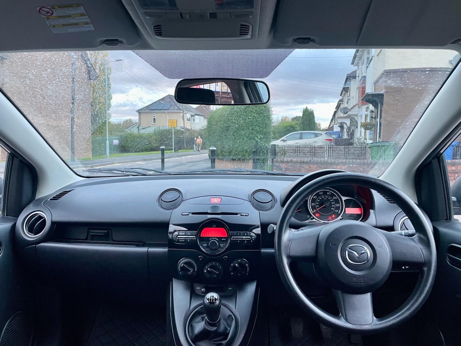 Used Mazda Mazda2 2012 for sale - 76451843: Photo 13