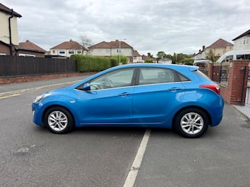 Used Hyundai i30 2015 for sale - 79687763: Photo