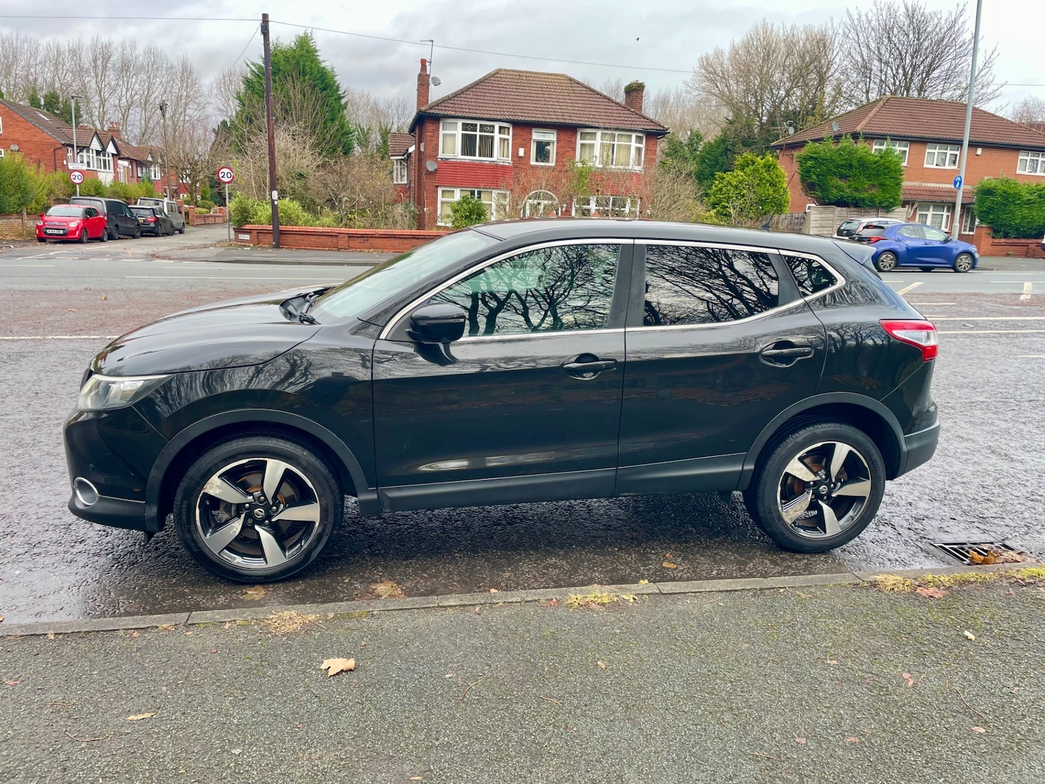 Used Nissan Qashqai 2015 for sale - 77261220: Photo 5