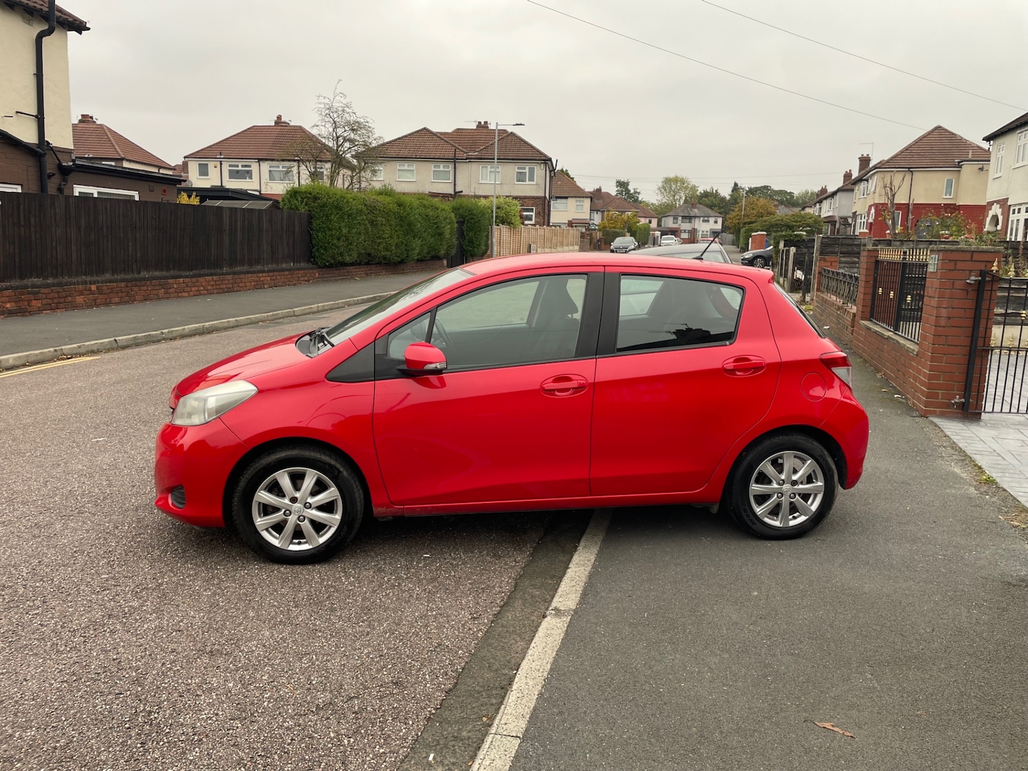 Used Toyota Yaris 2013 for sale - 77528130: Photo 12