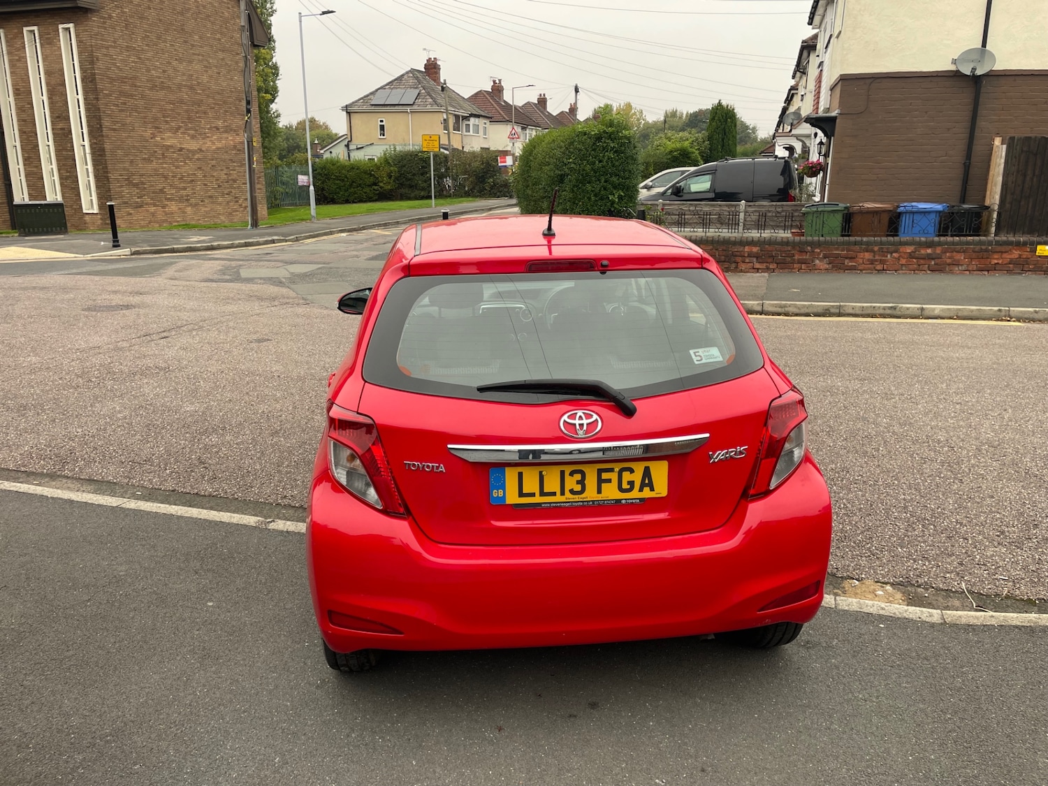 Used Toyota Yaris 2013 for sale - 77528130: Photo 4